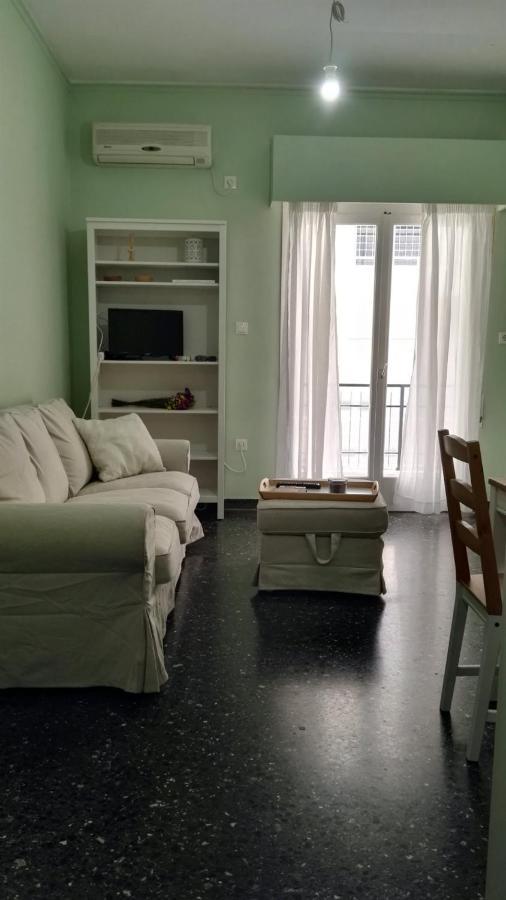 Paris Spacious Beach Apartment Loutráki Extérieur photo